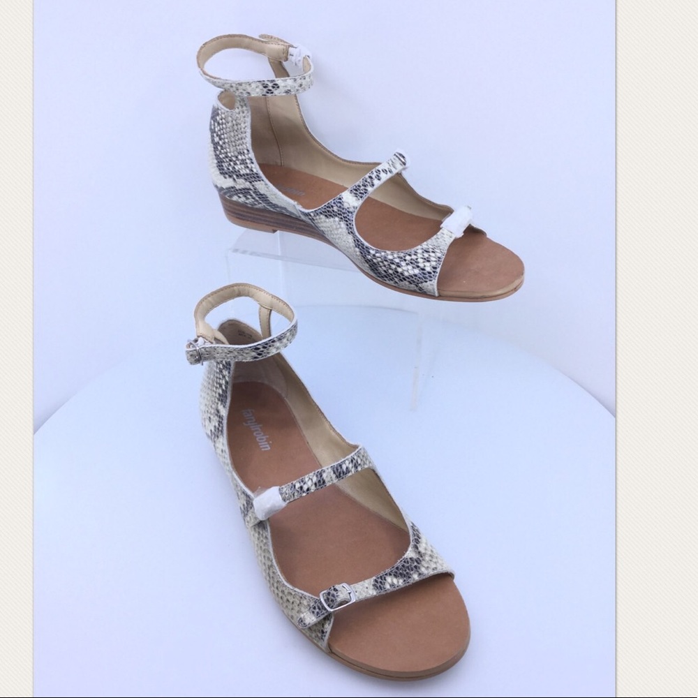 Faryl Robin Snake Print Sandals New Size 10 Shoes